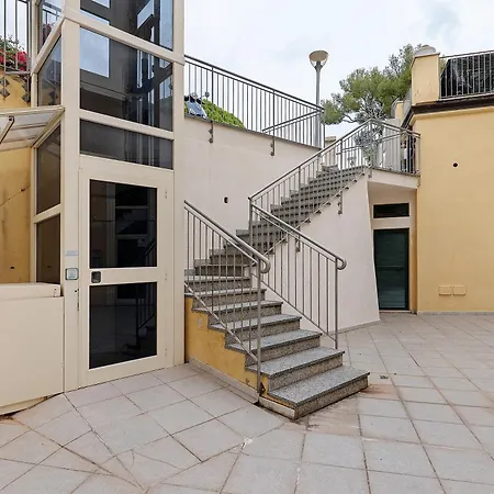 Casa Iris 2 Holiday home Sanremo